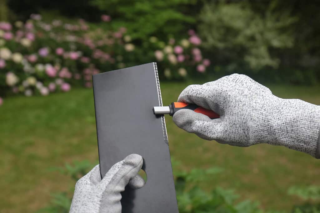 how to sharpen lawn mower blades